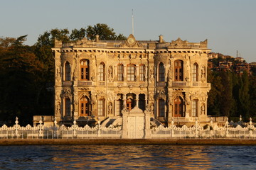 Kucuksu Palace