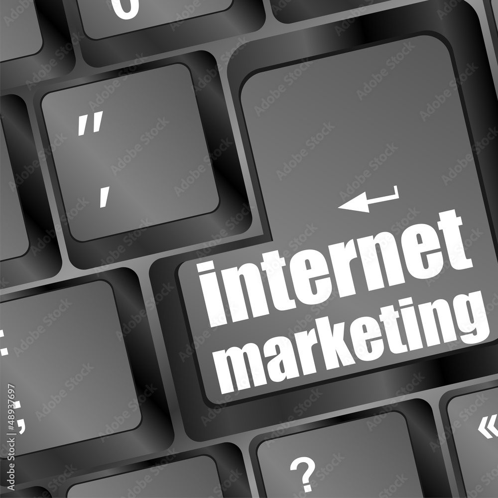 Poster internet marketing button on keyboard