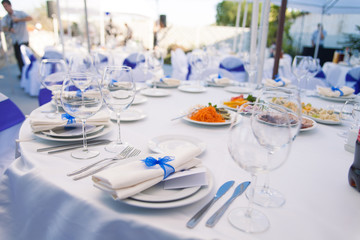 Wedding banquet table
