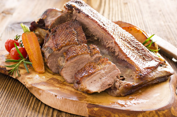Gänsebrust gebraten