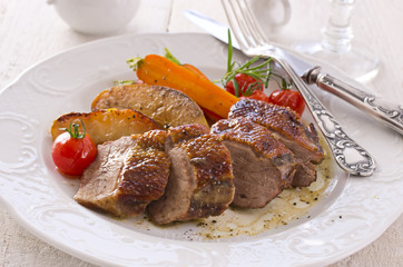 Gänsebrust gebraten