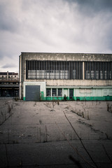 Fototapeta na wymiar Opuszczone fabryki