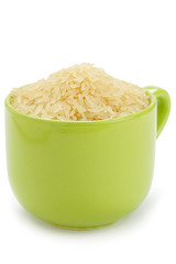 Ungekochter Reis in Tasse