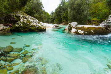Naklejka premium Flußlandschaft im Socatal
