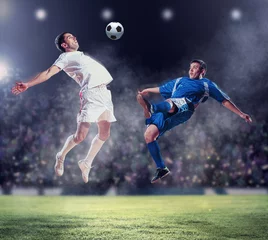 Papier Peint photo Lavable Foot deux joueurs de football frappant le ballon