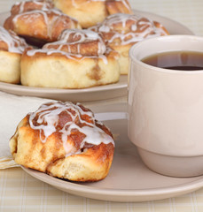 Cinnamon Roll Breakfast