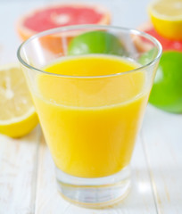 juice with fruit