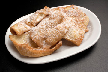 Chiacchere di carnevale