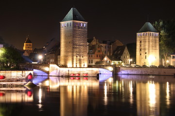Fototapeta na wymiar Strasburg nuit