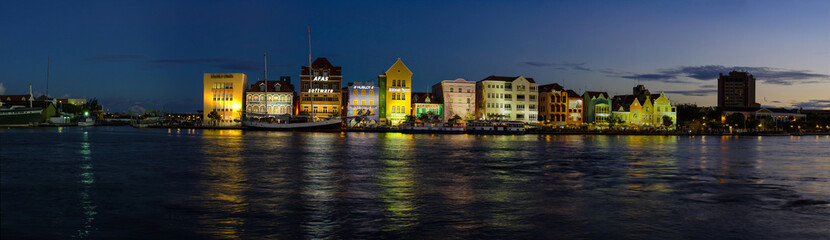 Fototapeta na wymiar Curaçao Stadtansicht