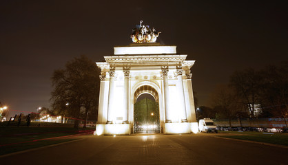 Fototapeta na wymiar The Wellington Arch, London