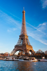 Fototapeta na wymiar Wieża Eiffla, Paryż.