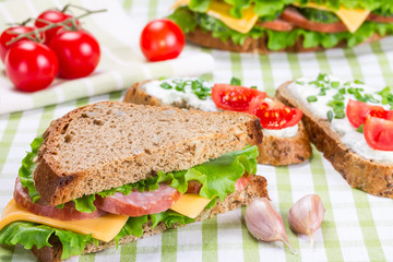 Sandwiches with ham