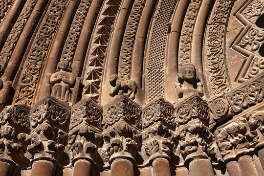 Iglesia de San Roman, Cirauqui, Navarra.