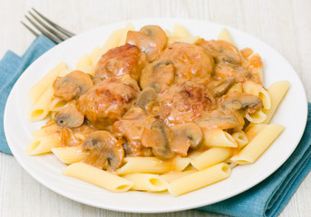 pasta penne with meatballs and mushroom sauce