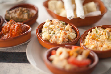 tapas Hiszpania przekąski małe danie przysmak jedzenie kuchnia - obrazy, fototapety, plakaty