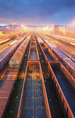 Fototapeta na wymiar Freight Train platforma transport - tranzyt Cargo