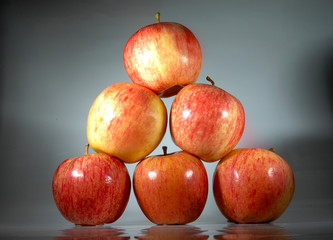 Manzanas en equilibrio