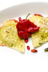 Cuore di Ravioli e Rose di Peperoncino