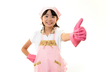 エプロンを着た笑顔の女の子