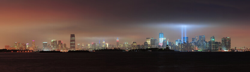 Fototapeta na wymiar New York City Manhattan noc śródmieście
