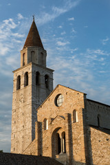 Fototapeta na wymiar Bazylika Santa Maria Assunta von Akwilei