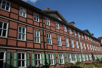 Fototapeta na wymiar Szachulcowy dom na Nicolaiplatz w Wernigerode (Komenda Główna Policji)