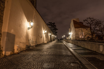 Fototapeta na wymiar nocy widok Starego Miasta w Pradze