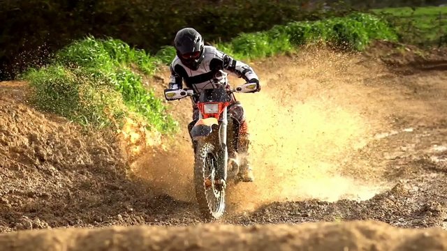 Morocross Mud Bath