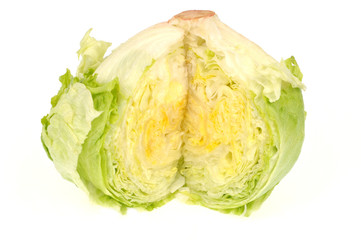 Salade iceberg coupée