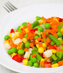 Mixed vegetables on a plate