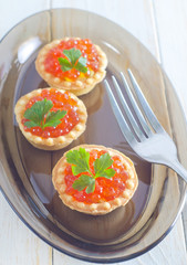 tartalets with caviar
