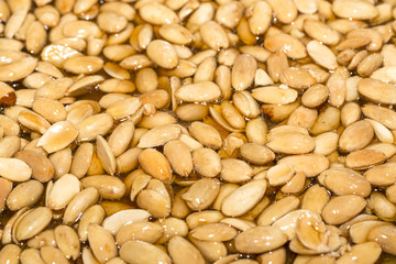 Миндаль в карамели