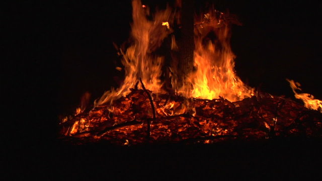witch burn dance slow 04