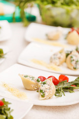 stuffed conchiglioni with chicken