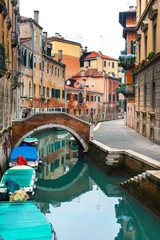 Fototapeta na wymiar canals of Venice, murano, burano