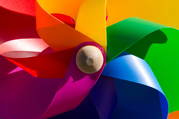 girandola di tanti colori per il divertimento dei bambini