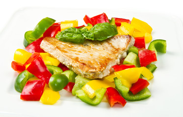 fried tuna fillet with pepper