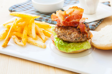 Bacon Burger