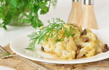 Cauliflower with mushrooms