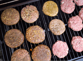 Grilling hamburgers