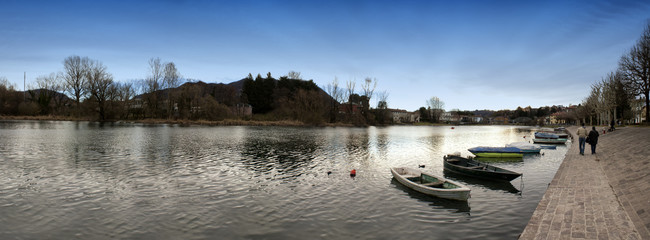 Paesaggio 360 campagna con fiume