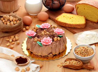 Torta farcita alla nocciola - Cake with hazelnut cream