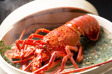 伊勢海老の蒸籠蒸し