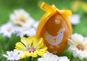 oeuf et poule de pâques