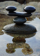 Zen Waage mit Spiegelung