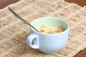 Crunchy breakfast cereals.