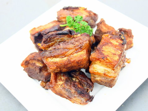 rillons de viande de porc aux &eacute;pices