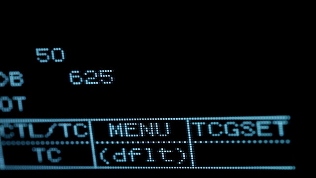 Blinking no video input signal on the professional vcr.