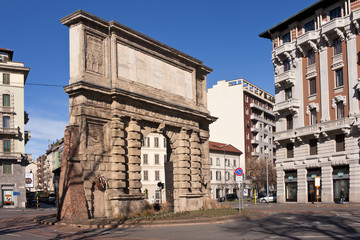 Milano - Porta Romana - Piazza Medaglie d'Oro - obrazy, fototapety, plakaty